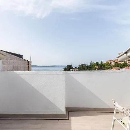 Encantador Atico Con Vistas Al Mar En