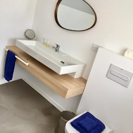 Encantador Atico Con Vistas Al Mar En *